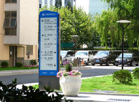  黎平哪些因素影响宣传栏的制作？